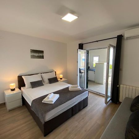 Maritom Apartments Baška Voda Exteriér fotografie
