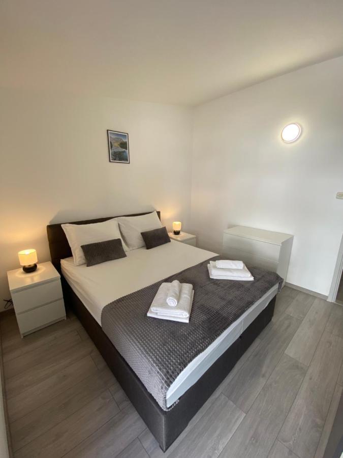 Maritom Apartments Baška Voda Exteriér fotografie